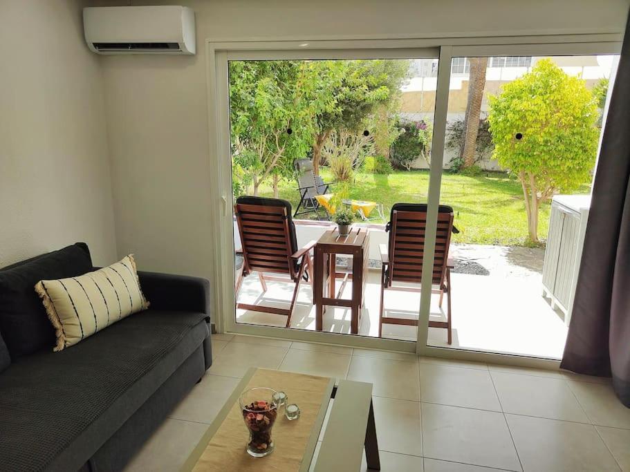 Playa Del Ingles: Beautiful Renovated Apartment Сан-Бартоломе Экстерьер фото